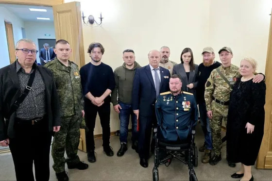 поэт Дмитрий Мельников объяснил, чем должны заниматься Союзы писателей