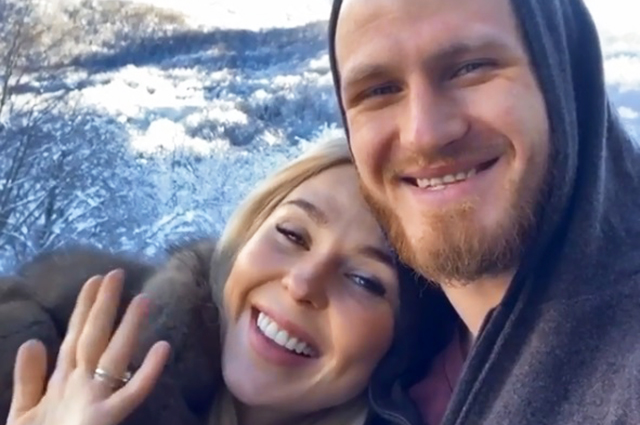 Красная Поляна, горы и поцелуи: Пелагея и Иван Телегин отправились в романтическое путешествие