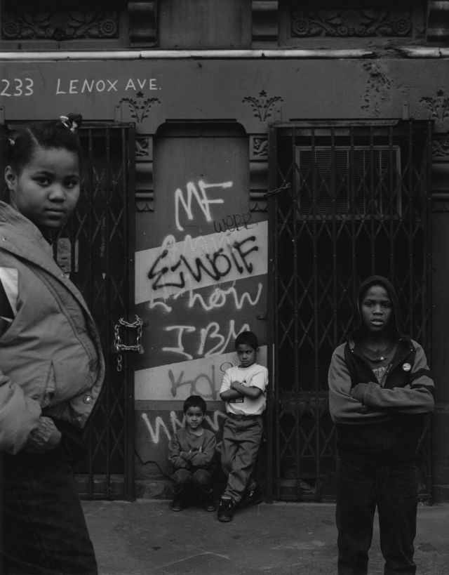 Из Гарлема с тихой нежностью: портреты жителей района, сделанные в 1990-х района, оказался, Бывают, снимать, жителей, Первые, просто, ходил, фотоаппаратом, ничего, фотографировал, ожидая, привыкнут, какойто, момент, начал, людей, невозможное, которыми, наладил