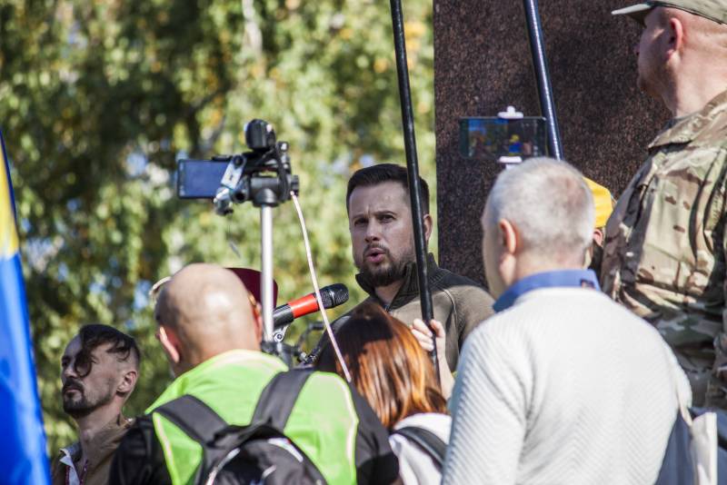 Репортаж Колорадского Таракана. День «Де», или Украденный Бессмертный полк украина