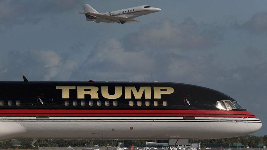 СМИ рассказали о столкновении самолета Трампа с другим бортом в аэропорту во Флориде