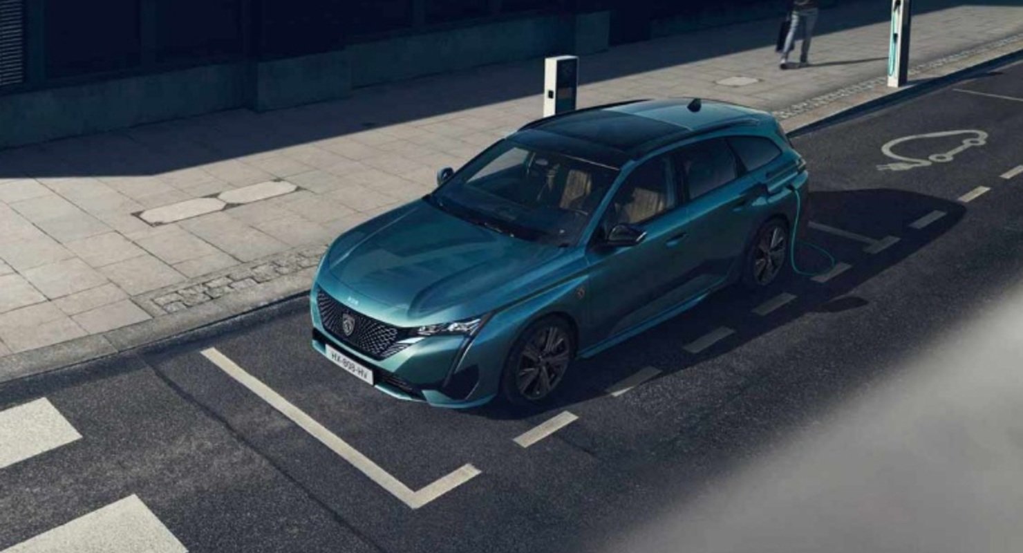 Peugeot официально представил универсал 308 SW нового поколения