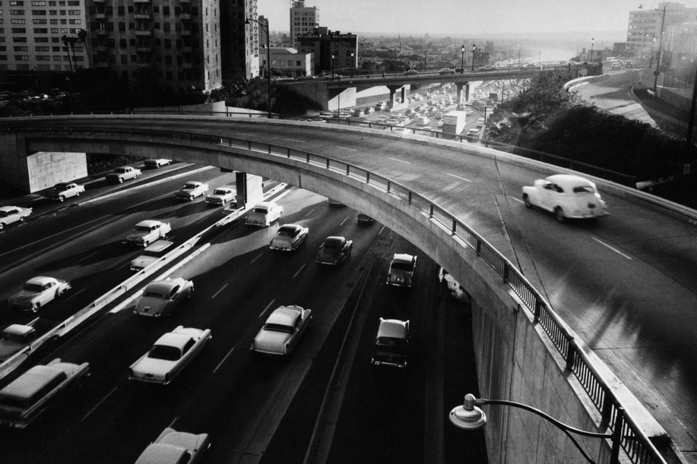 Свидетель века: великие события и простые люди на снимках Марка Рибу Свидетель века: великие события и простые люди на снимках Марка Рибу фотография