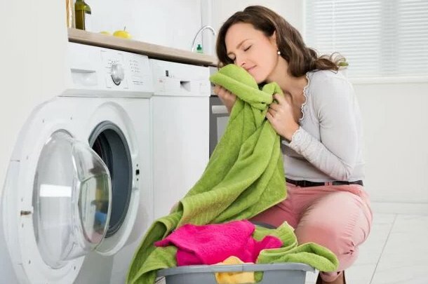 Влажная салфетка в стиральной машине: маленькая хитрость, которая избавит хозяйку от больших проблем быт,полезные советы,стирка