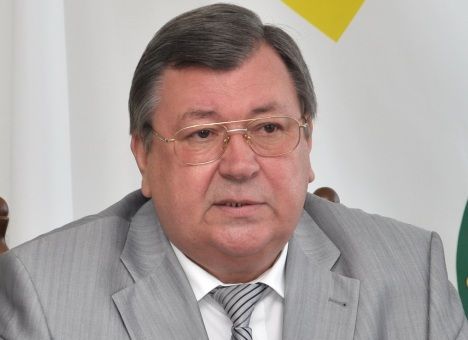 Аваков похвалился, что на экс-губернатора Луганщины наручники надели прямо в зале суда