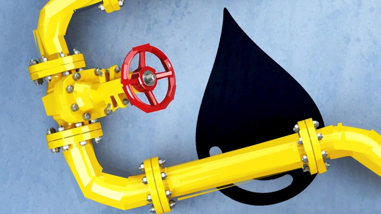 Аналитик Демидов: кризис в Венгрии усилится из-за остановки транзита нефти через «Дружбу»