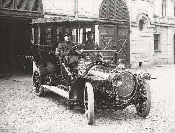  Легковой автомобиль графа Шереметьева. Карл Булла, 1910-е, г. Санкт-Петербург, из архива МАММ/МДФ.