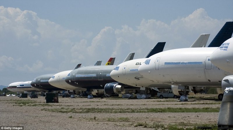 Последний Boeing 747 в США отправлен на кладбище самолетов авиация, боинг -747, боинг 747, боинг 777, кладбище самолетов, последний полет, самолеты, сша