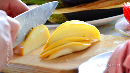 Запечённые баклажаны с сыром «Жар-птица»