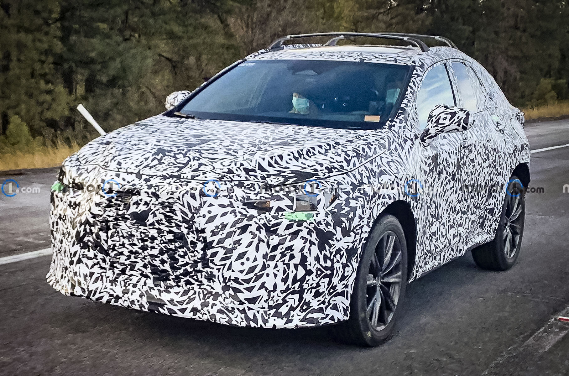 Lexus NX нового поколения впервые заметили на дороге Lexus NX нового поколения впервые заметили на дороге Новости
