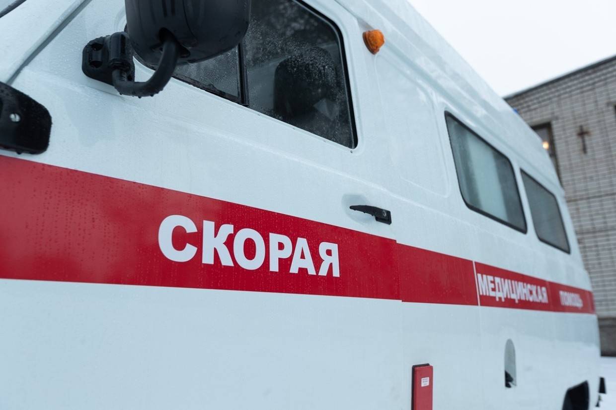 Амурские врачи скорой помощи спасли от мороза оставленного на улице мальчика