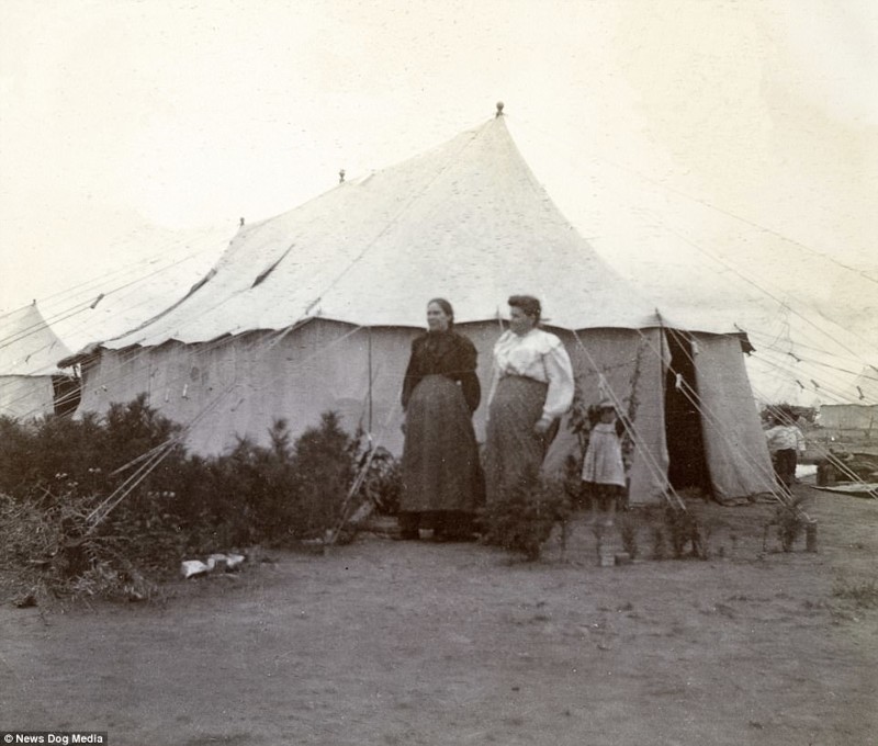 Концлагерь в Блумфонтейне, 1901. В концлагерях погибло около 30 тысяч буров и 20 тысяч коренных жителей. англия, война, жуткие фотографии, исторические фото, история, концлагерь, фото, хроника