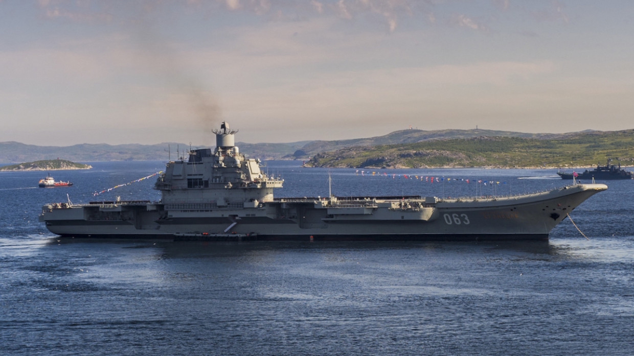 Авианосец «Адмирал Кузнецов» могут передать ВМФ РФ в 2023 году Армия