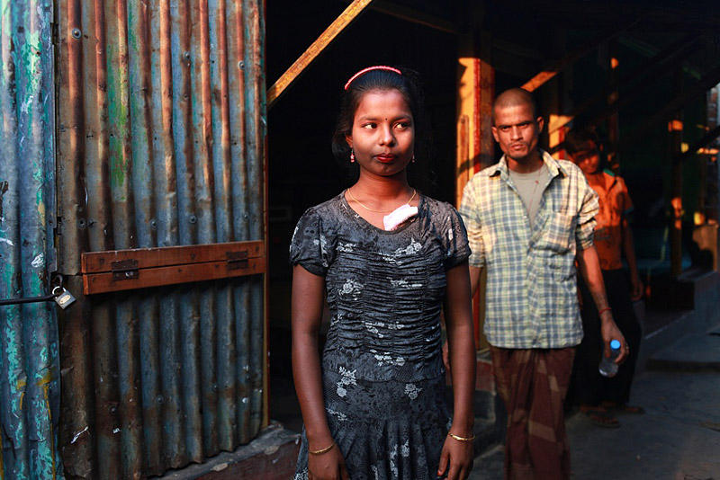childhoodlost22 Украденное детство   Девочки проститутки из Бангладеш