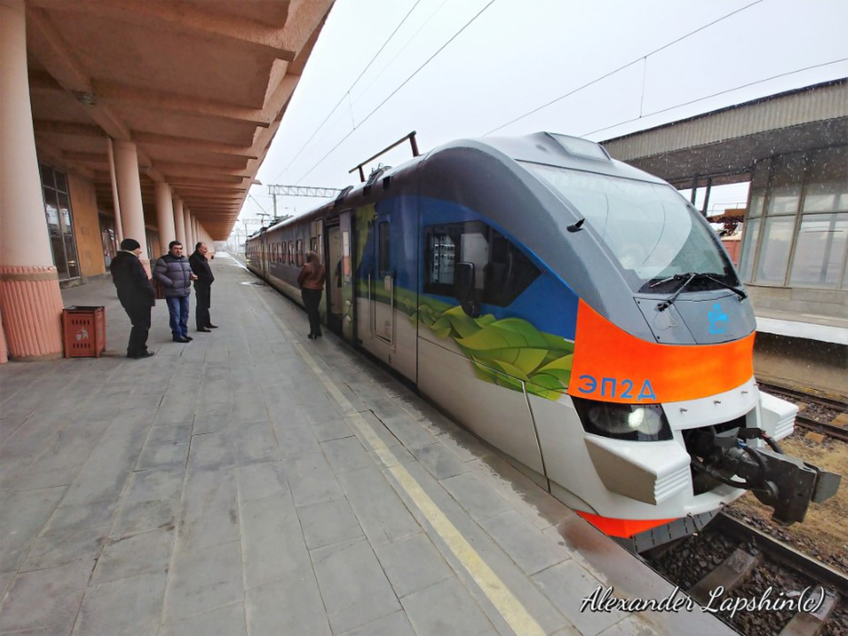 Почему на самом лучшем поезде Армении никто не ездит