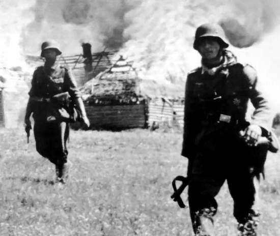 Каратель не под запись рассказал как СЖИГАЛИ ХАТЫНЬ. Интервью с подполковником КГБ, который "раскокол" Степана Сахно 