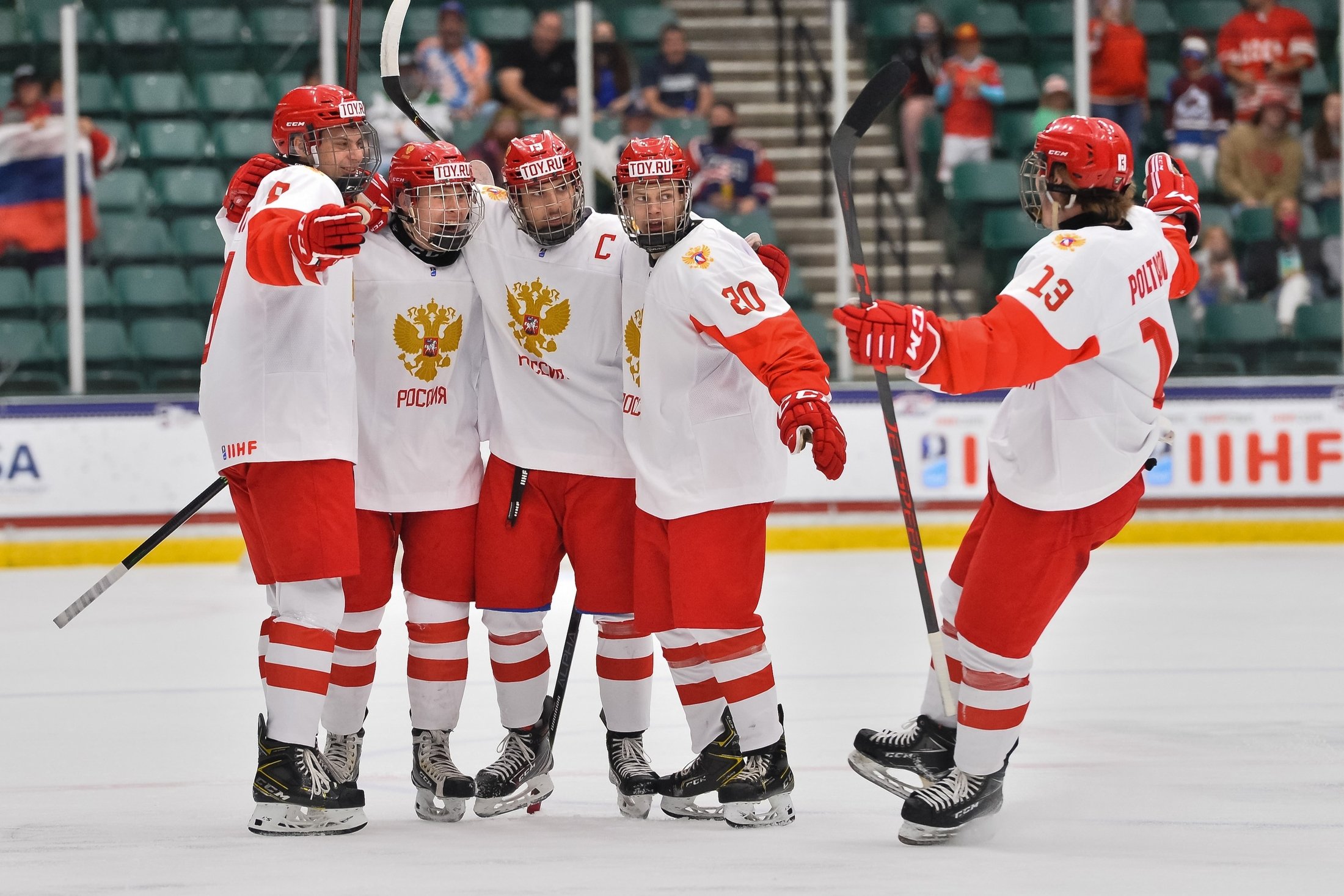 Финал ЮЧМ Россия - Канада: С чем подошли команды к решающему матчу