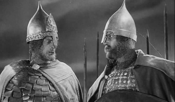 Что доказывают русские шлемы с арабскими надписями? Что доказывают русские шлемы с арабскими надписями? история,оружие