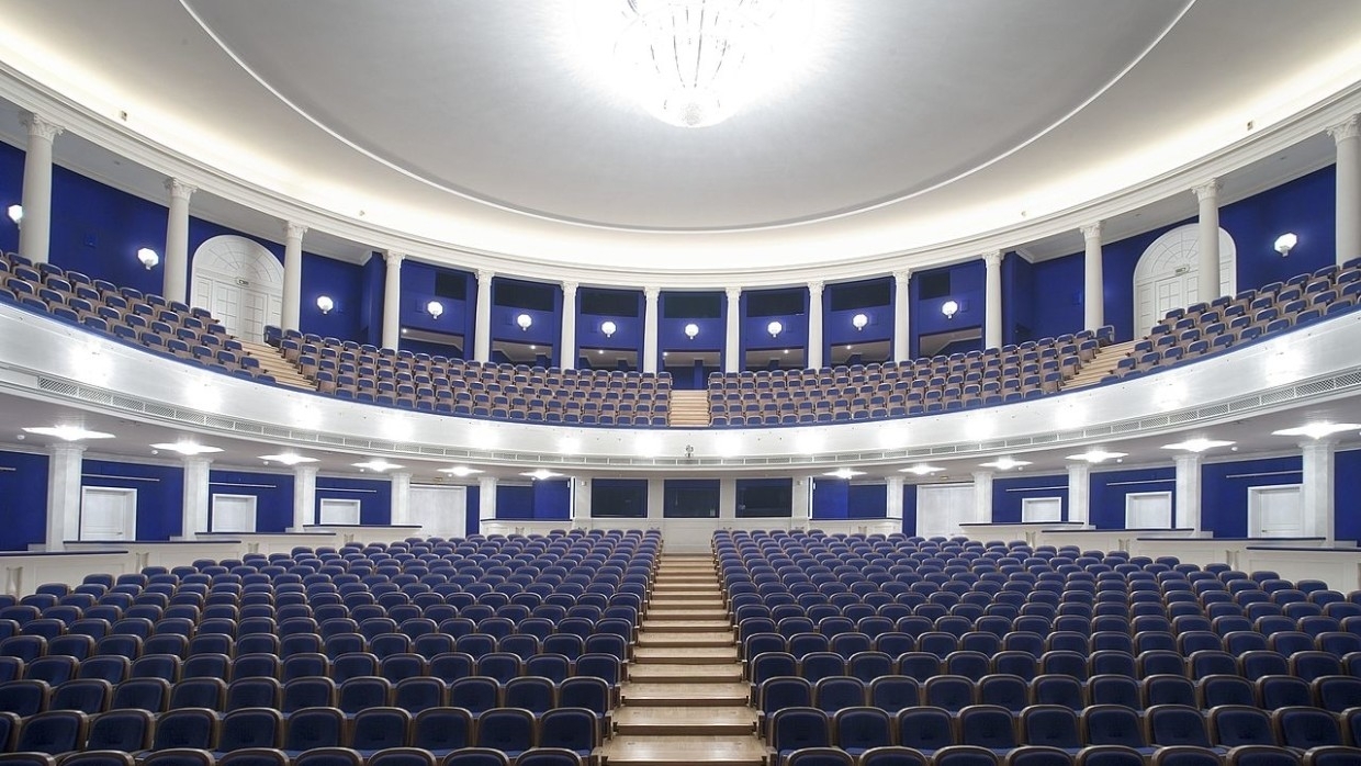 Московские театры могут начать принимать посетителей по специальным QR-кодам
