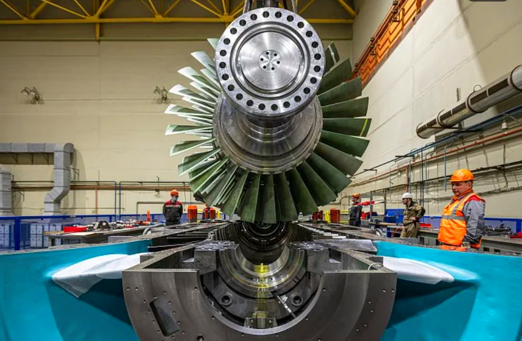 Не так давно немецкая компания «Siemens» довольно вольготно чувствовала себя на нашем рынке. Ведь без ее участия Россия просто не могла производить газовые турбины большой мощности.-2