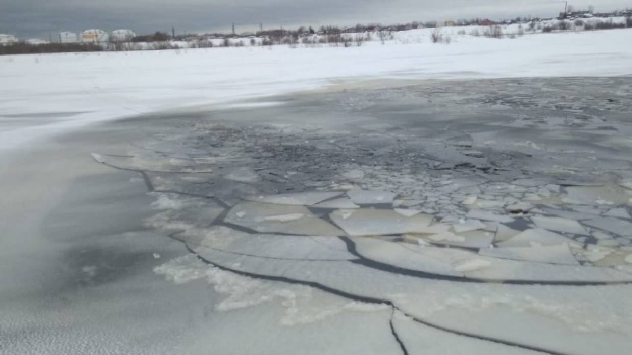 Экс-главу района в Забайкальском крае нашли мертвым в машине на реке Олекма