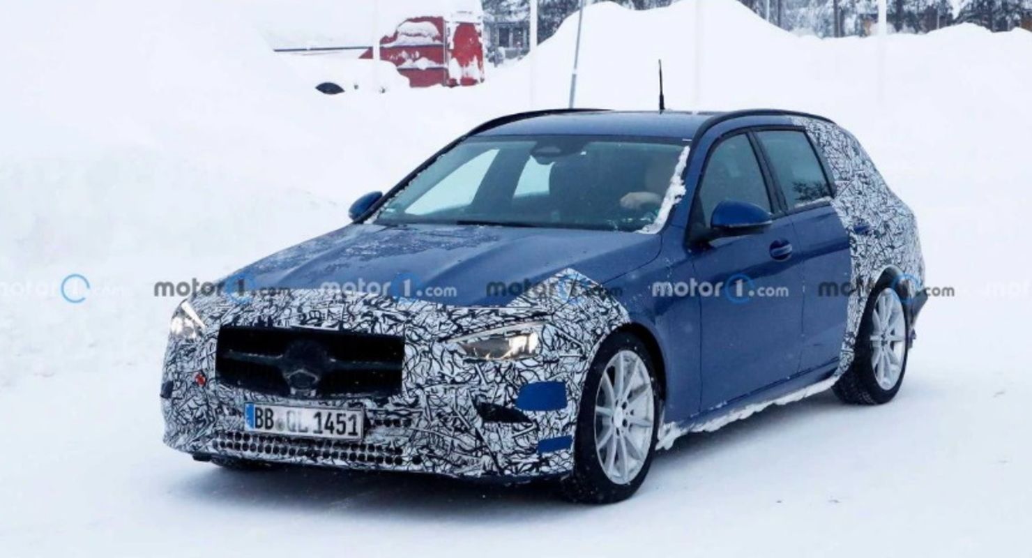 Mercedes-Benz тестирует универсал C-Class 2022 модельного года Mercedes-Benz тестирует универсал C-Class 2022 модельного года Автомобили