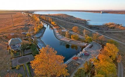 Вода в Крыму: дело — труба, и дело это успешно двигается россия