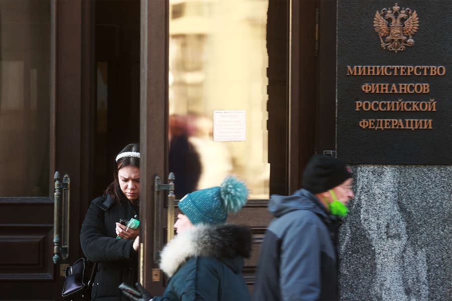 «Мы — надежный заемщик». Минфин готовит варианты оплаты по долгам России