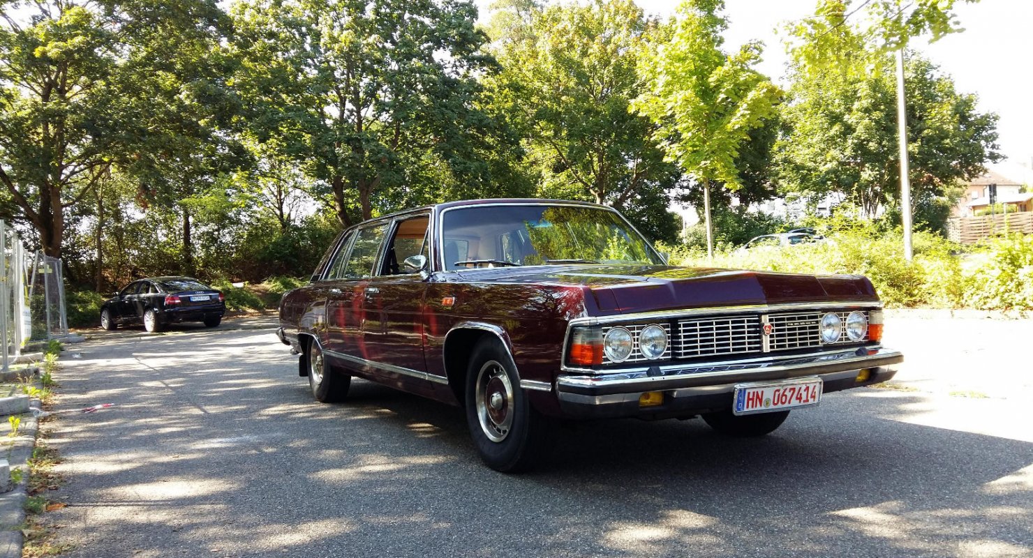 ГАЗ-14 — каким был автомобиль, подаренный Брежневу