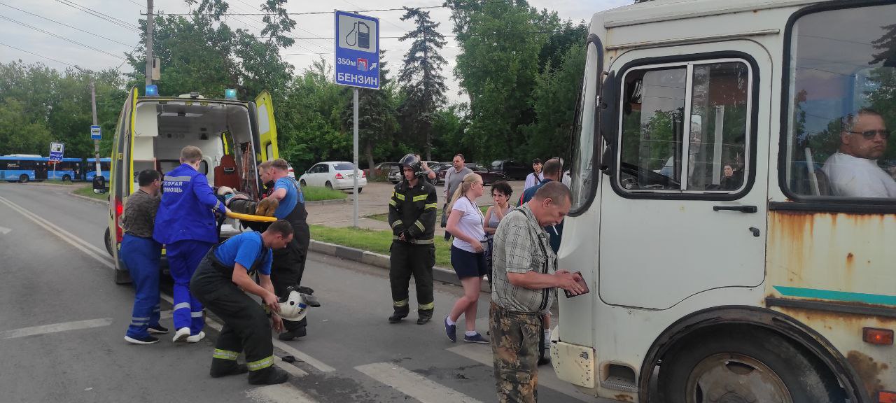 В Твери автобус сбил 8-летнего ребенка