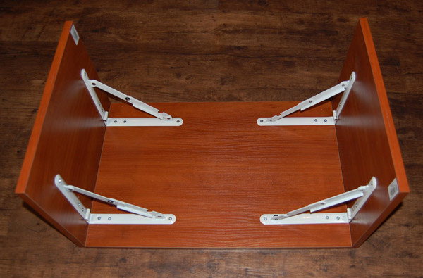 Накроватный столик своими руками за 15 минут Накроватный столик своими руками за 15 минут самоделкин