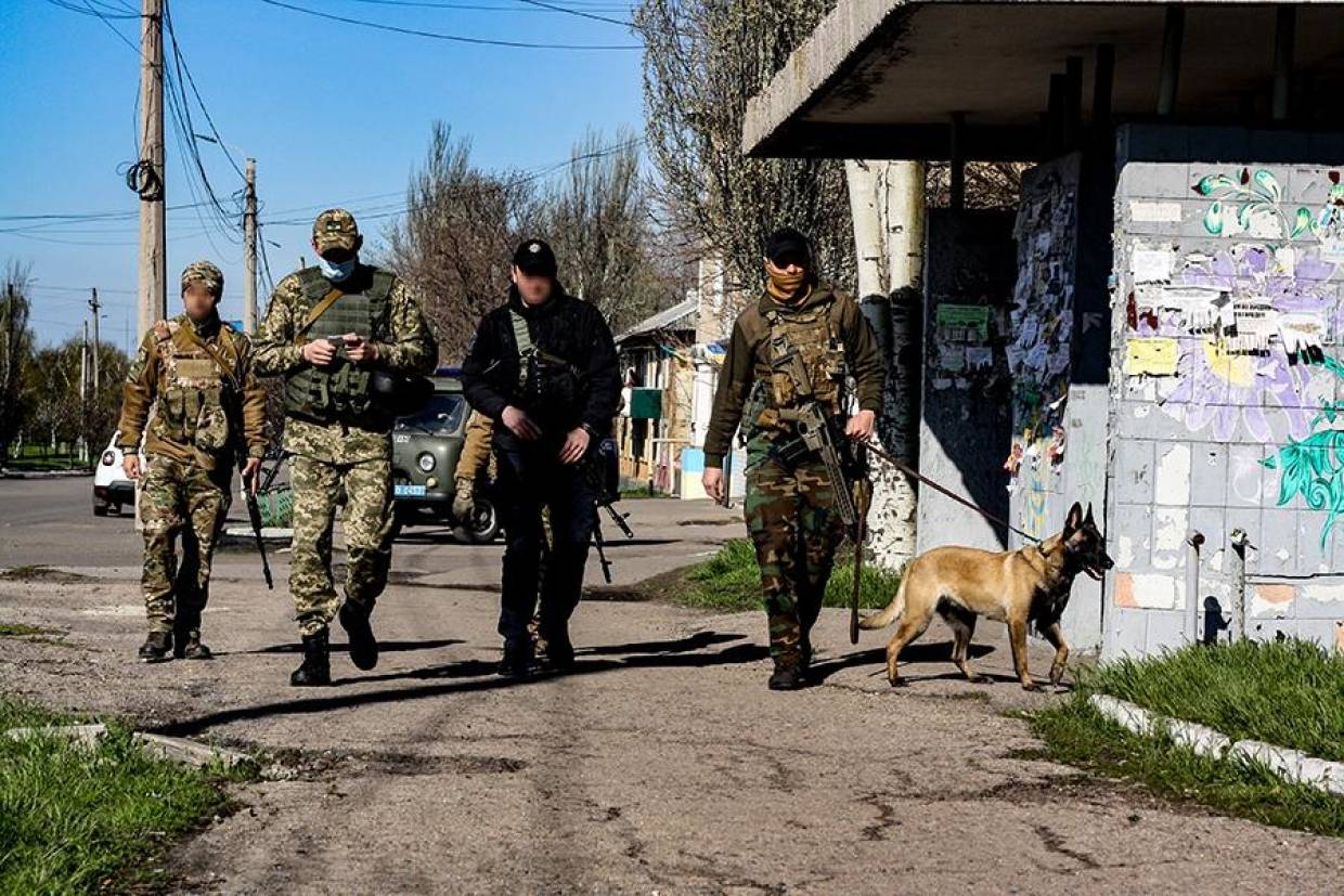 Коммунист рассказал, зачем на Донбассе вскрывают небоевые потери врага