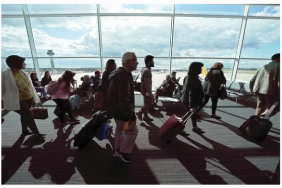 Россияне бегут из страны, но этого стараются не замечать