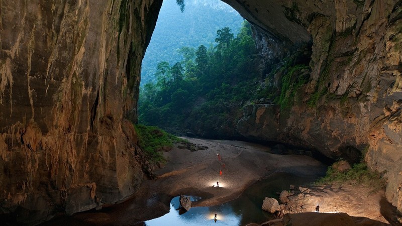 12. Пещера Ханг Сон Донг во Вьетнамских джунглях красивые места, прекрасная планета, чудеса природы
