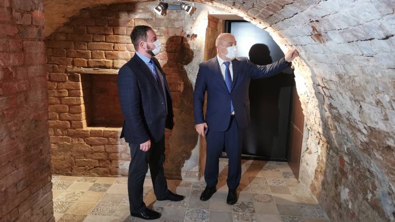 Завершилась реставрация старейшего деревянного дома Нижнего Новгорода Завершилась реставрация старейшего деревянного дома Нижнего Новгорода Общество