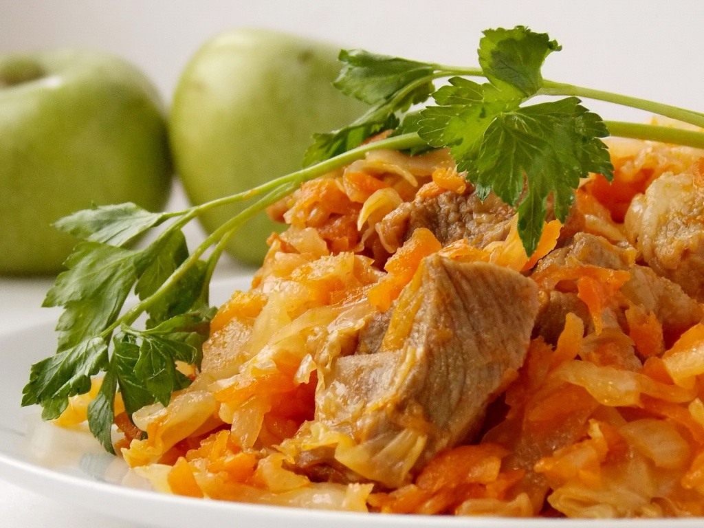 Капуста тушеная с мясом картинки