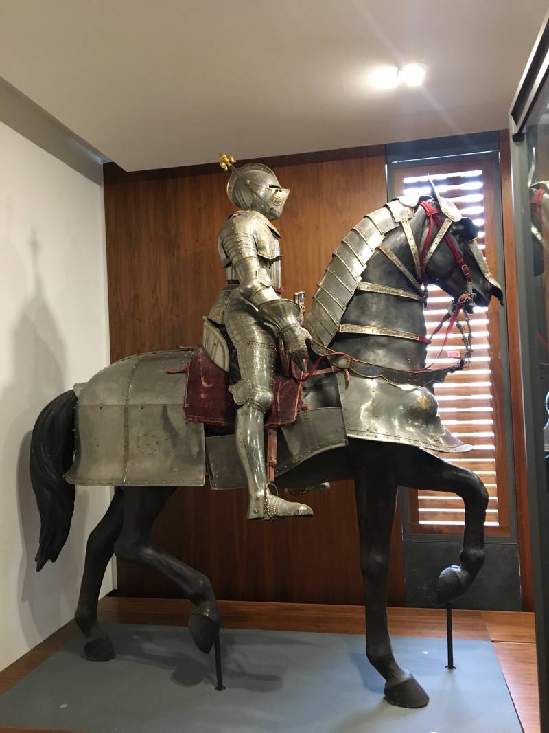 Рыцарские доспехи из Музея армии в Париже история
