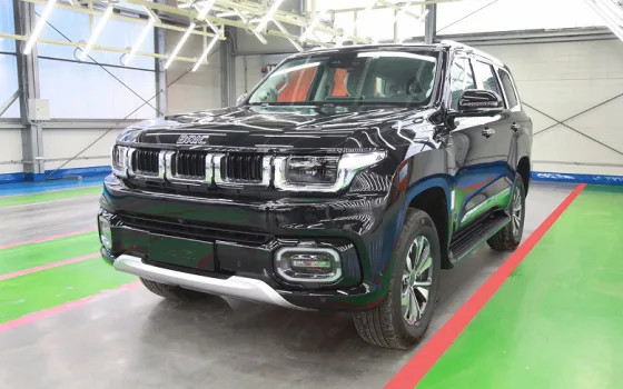Заменитель Toyota Land Cruiser с дизельным мотором, 8-ступенчатым «автоматом» и полным приводом — уже скоро в России. До конца 2025 года в РФ появится три новые модели BAIC