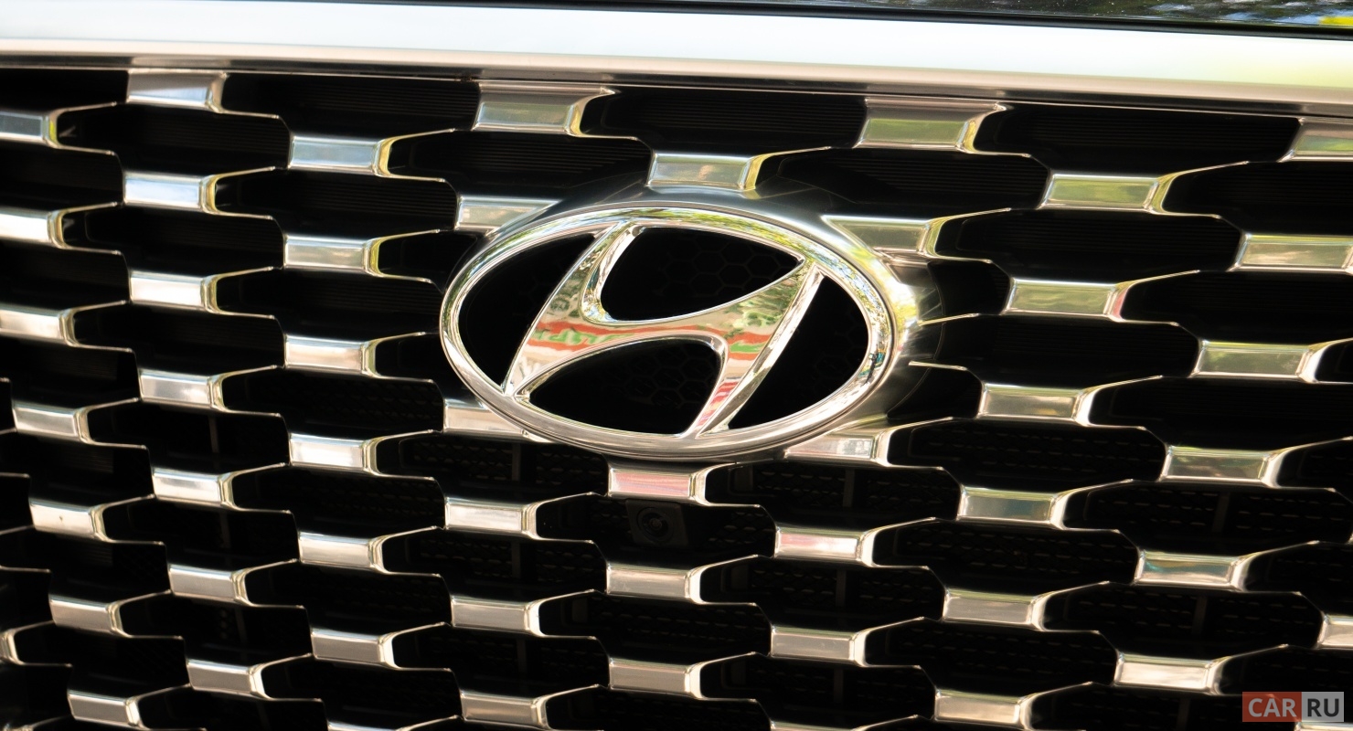 В РФ открыли предзаказы на «параллельный» минивэн Hyundai Custo Автоновинки