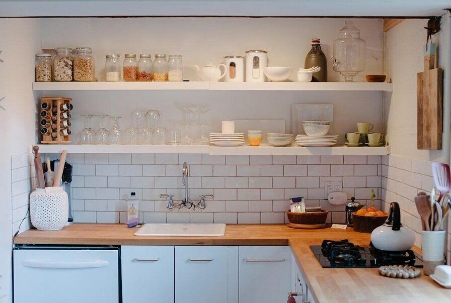 Чем украсить открытые стеллажи и полки на кухне: идеи и фото! идеи для дома,интерьер и дизайн