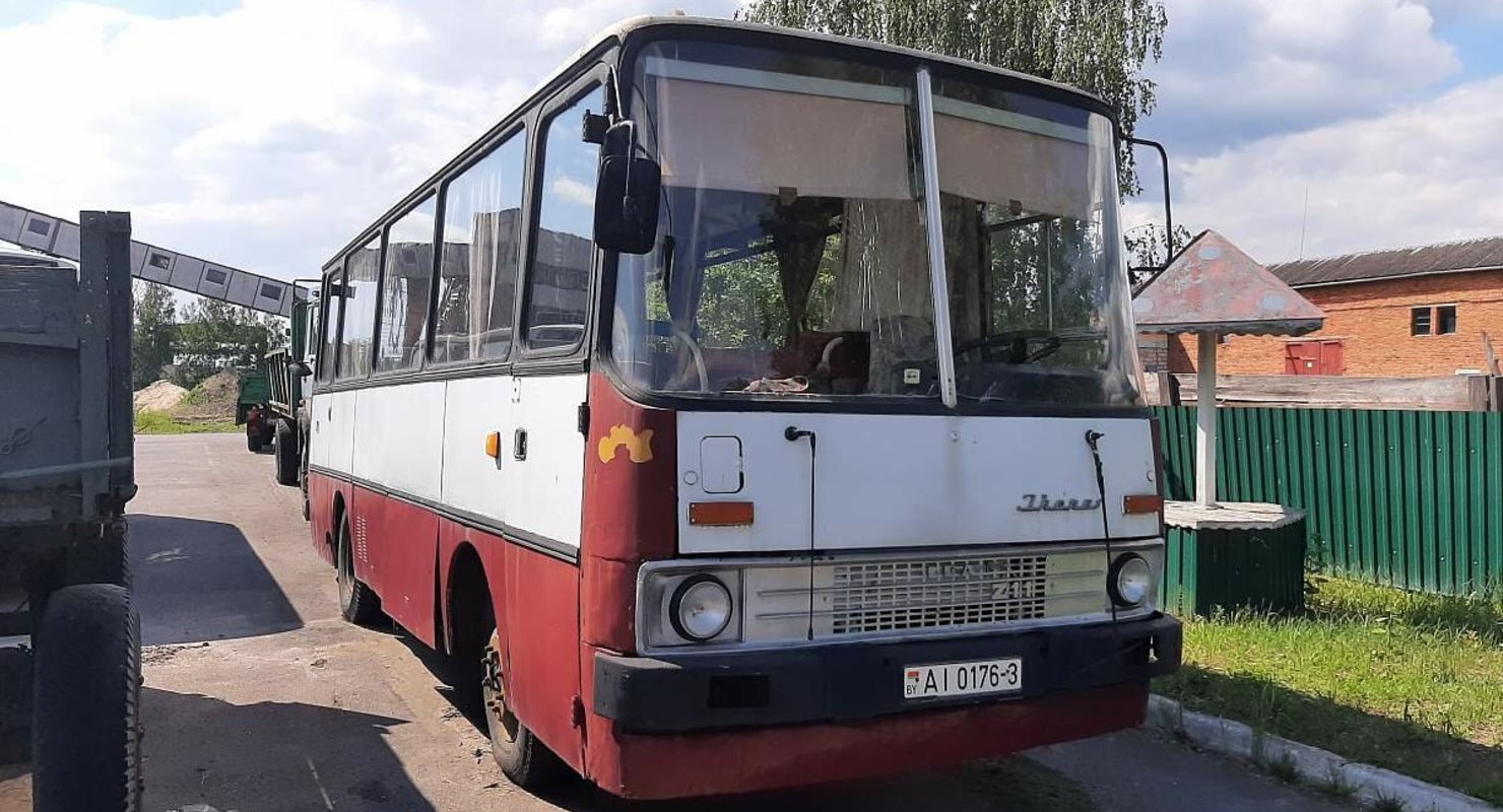 В Белоруссии за долги продают редкий автобус Ikarus 211 на шасси грузовика IFA Автомобили
