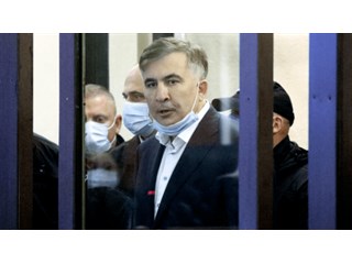 Фарс по-грузински: осужденный Саакашвили в роли обвинителя геополитика