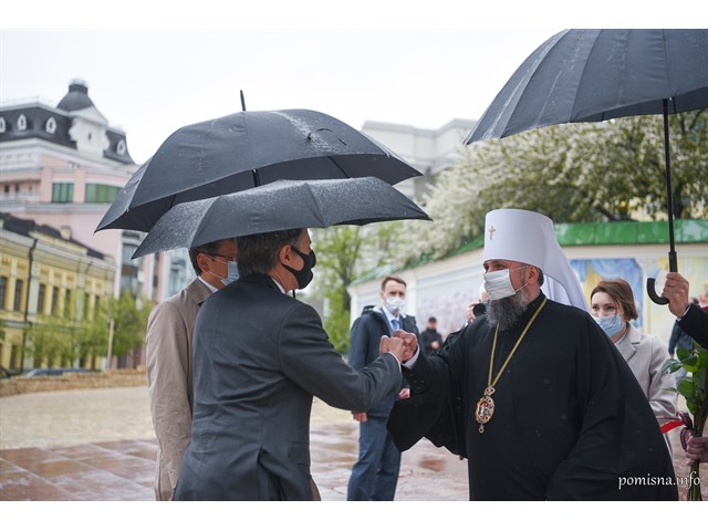 «Благословение» покровителей на дальнейшие захваты храмов получено? украина