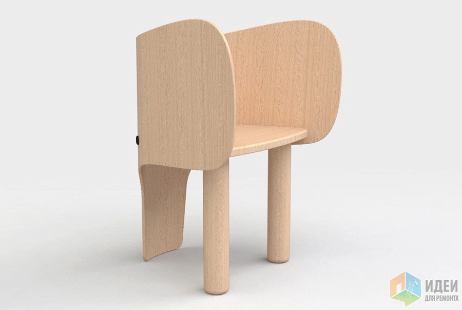 Стол и стулья: слоники в детской