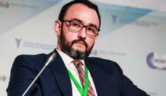 Майкл Кофман: Есть три направления, если Сырский их не прикроет – ему конец