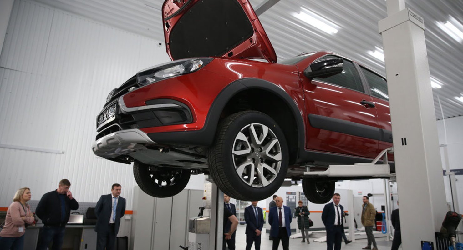 АвтоВАЗ готовится выпускать дорогие автомобили с новой платформой АвтоВАЗ готовится выпускать дорогие автомобили с новой платформой Автомобили