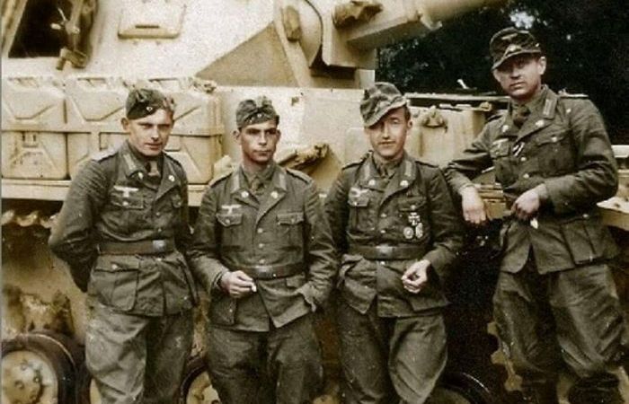 форма танкистов ссср 1941-1945. военная форма танкиста россии. танковый шлем. танкисты носят. танкисты ваффен сс.