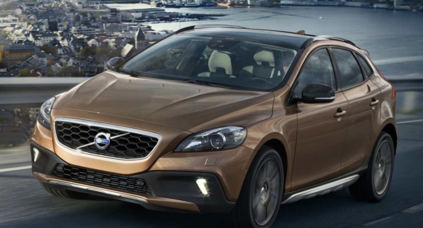 Стоит ли брать Volvo V40 Cross Country с пробегом?