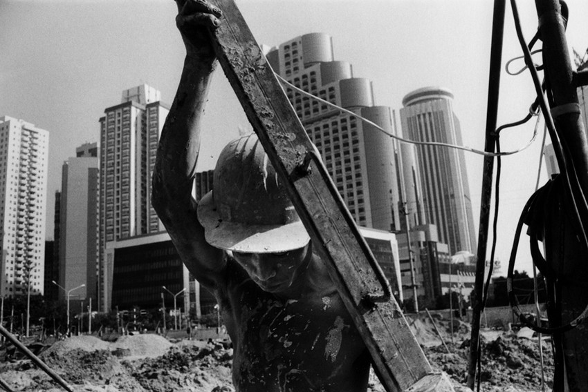 Свидетель века: великие события и простые люди на снимках Марка Рибу Свидетель века: великие события и простые люди на снимках Марка Рибу фотография