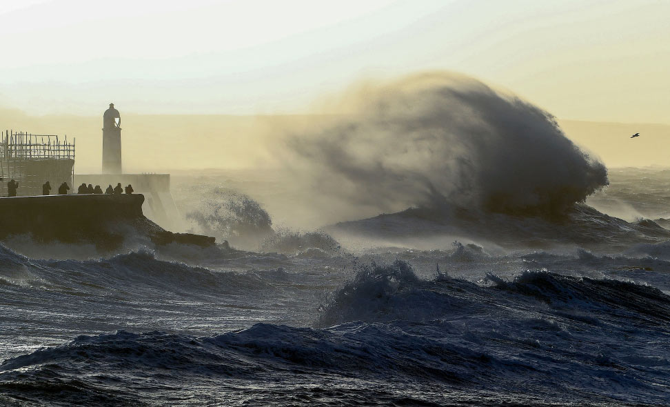 BRITAIN-WEATHER-STORM